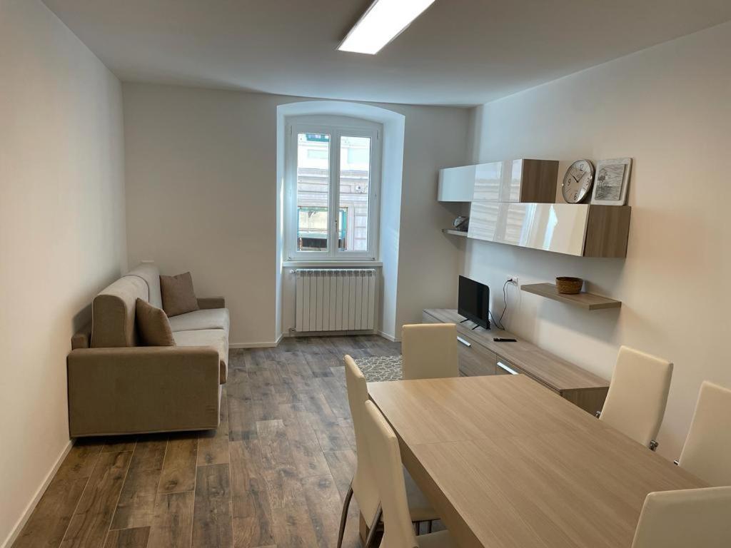 Casa Vacanze Ginevra 1 Trieste Eksteriør billede